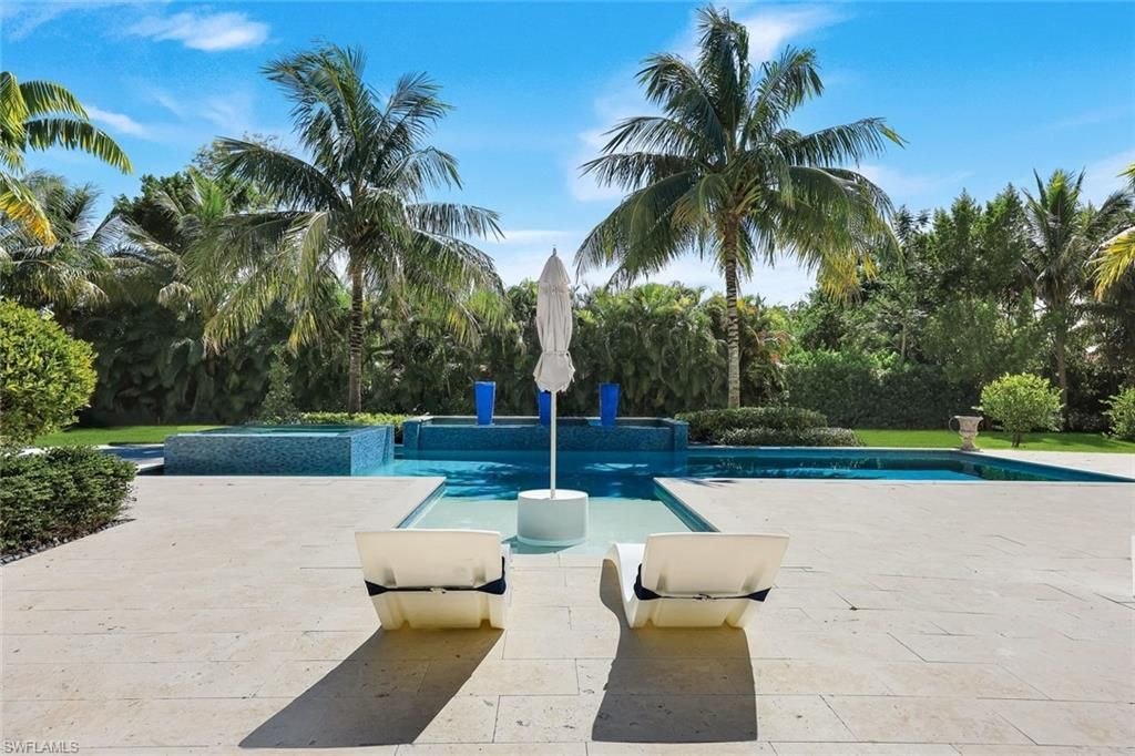 112 Hickory Rd , Naples, FL 34108 Photo