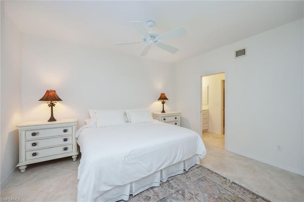 6760 Pelican Bay Blvd , Unit 315, Naples, FL 34108 Photo