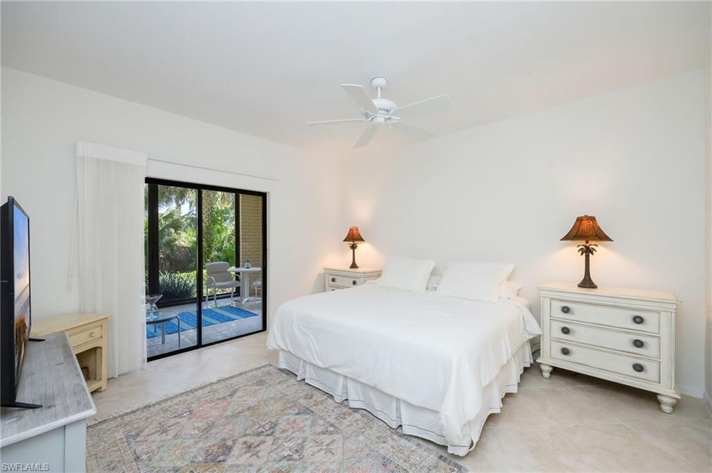6760 Pelican Bay Blvd , Unit 315, Naples, FL 34108 Photo