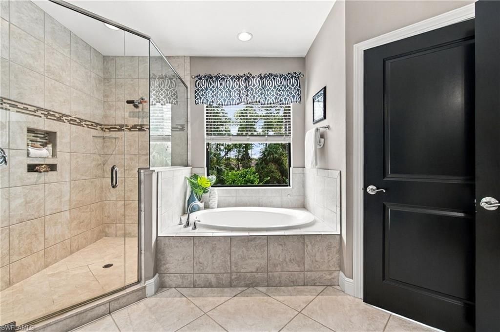 4391 Raffia Palm Cir , Naples, FL 34119 Photo