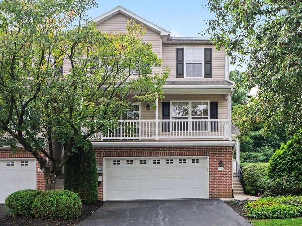 41 PARKSIDE DRIVE, LEBANON, PA 17042