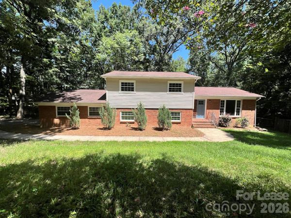 2200 Fair Forest Drive , Matthews, NC 28105