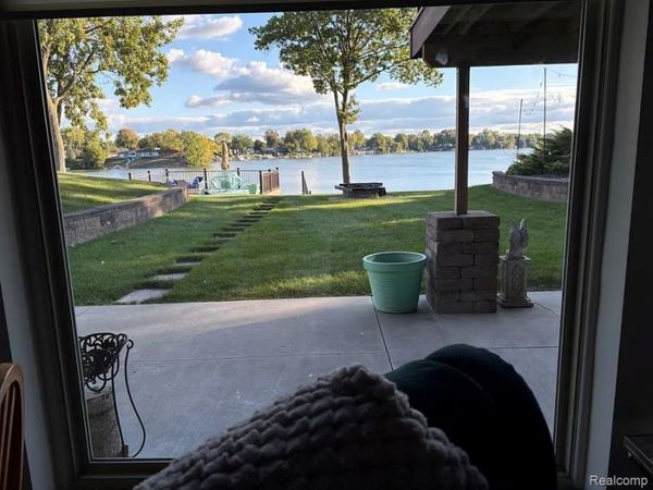 44655 Harmony Lane, Van Buren Township, Mi 48111
