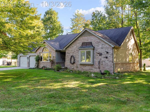 19998 Purlingbrook Street, Livonia, Mi 48152