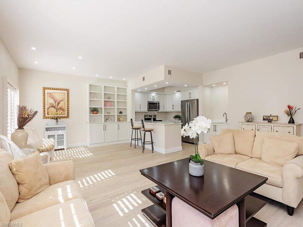 6820 Pelican Bay Blvd , Unit 132, Naples, FL 34108 Photo