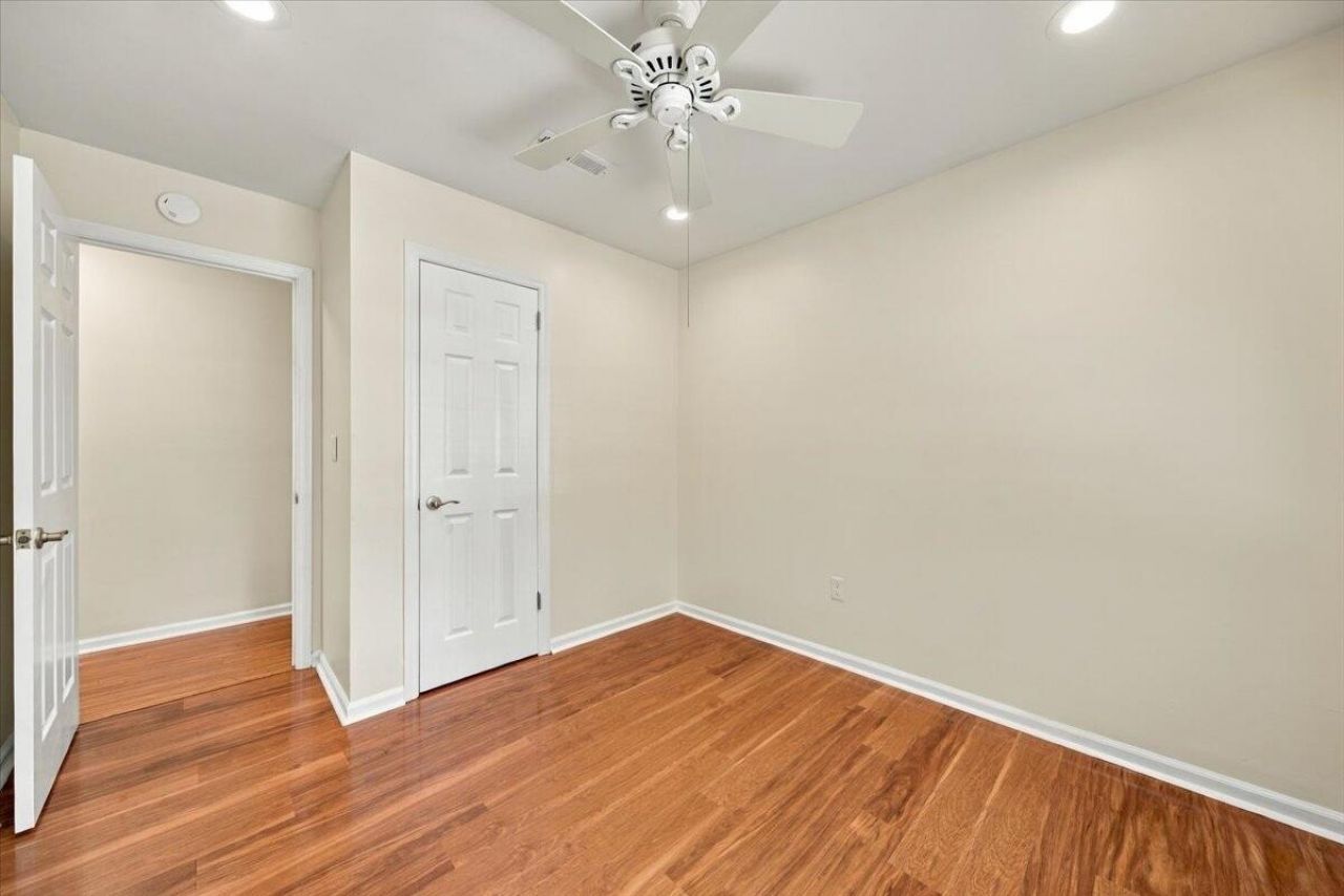 4552 Flynn Drive Photo 12