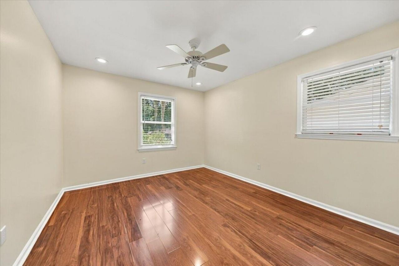 4552 Flynn Drive Photo 14