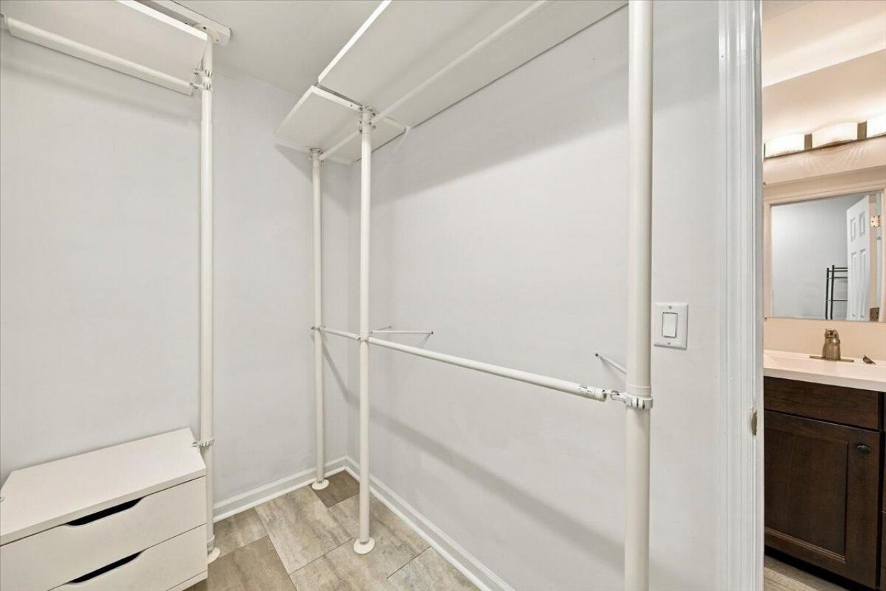 4552 Flynn Drive Photo 19