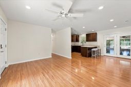 4552 Flynn Drive photo 4