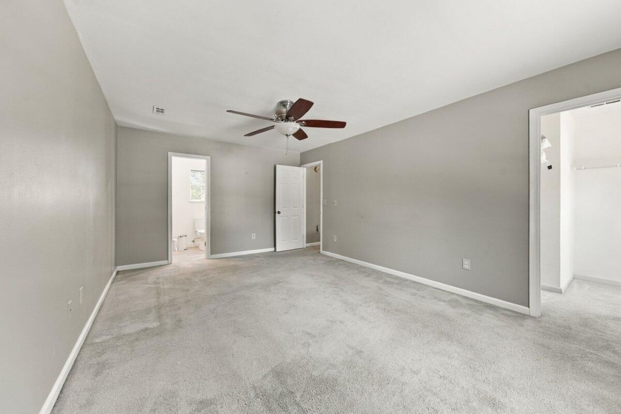 8535 Randall Court Photo 18