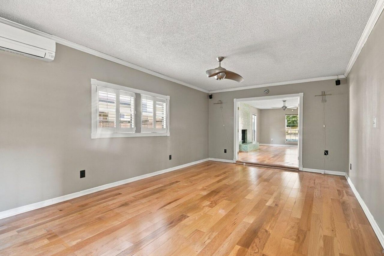 8535 Randall Court Photo 9