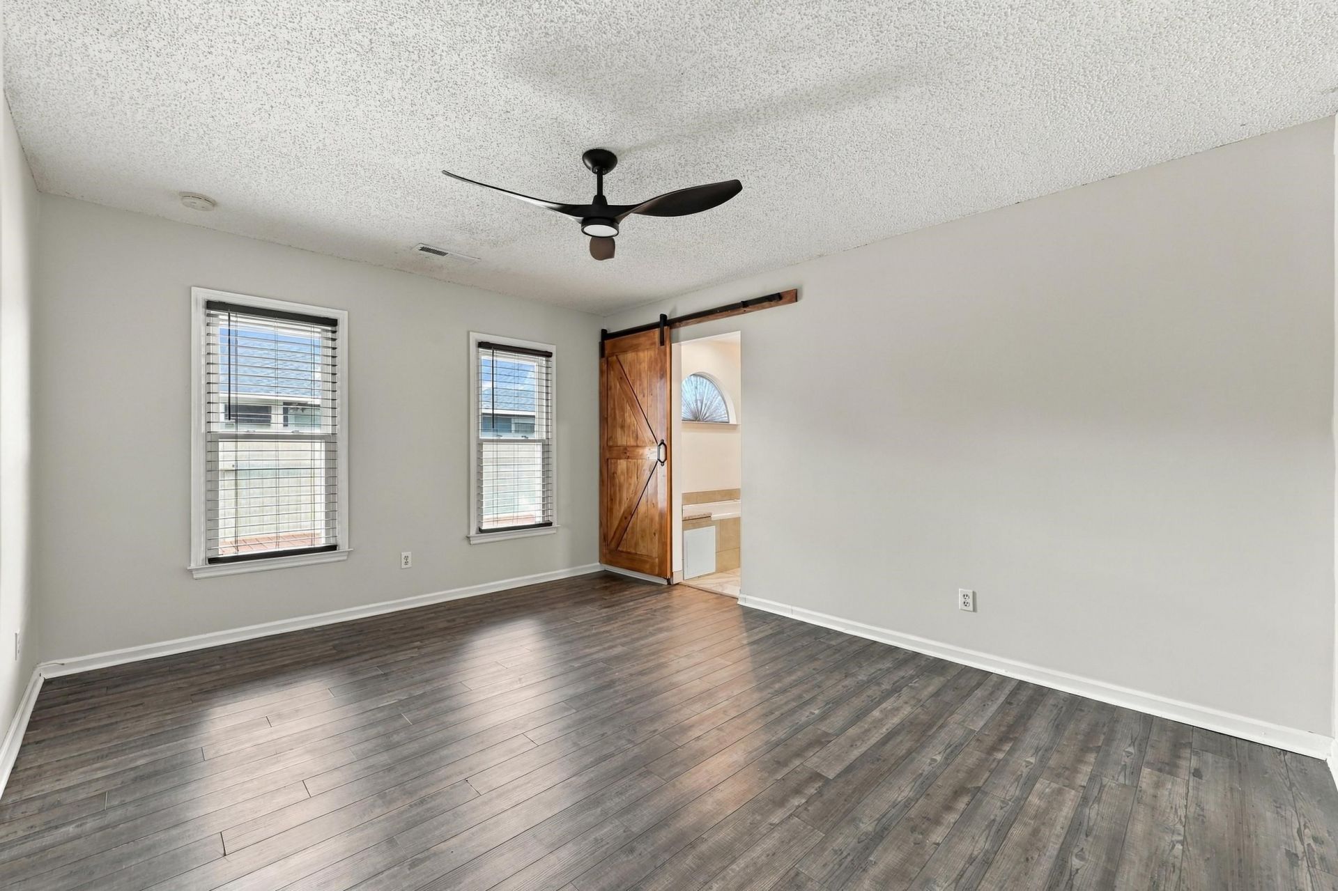 249 Robin Hood Circle Photo 14