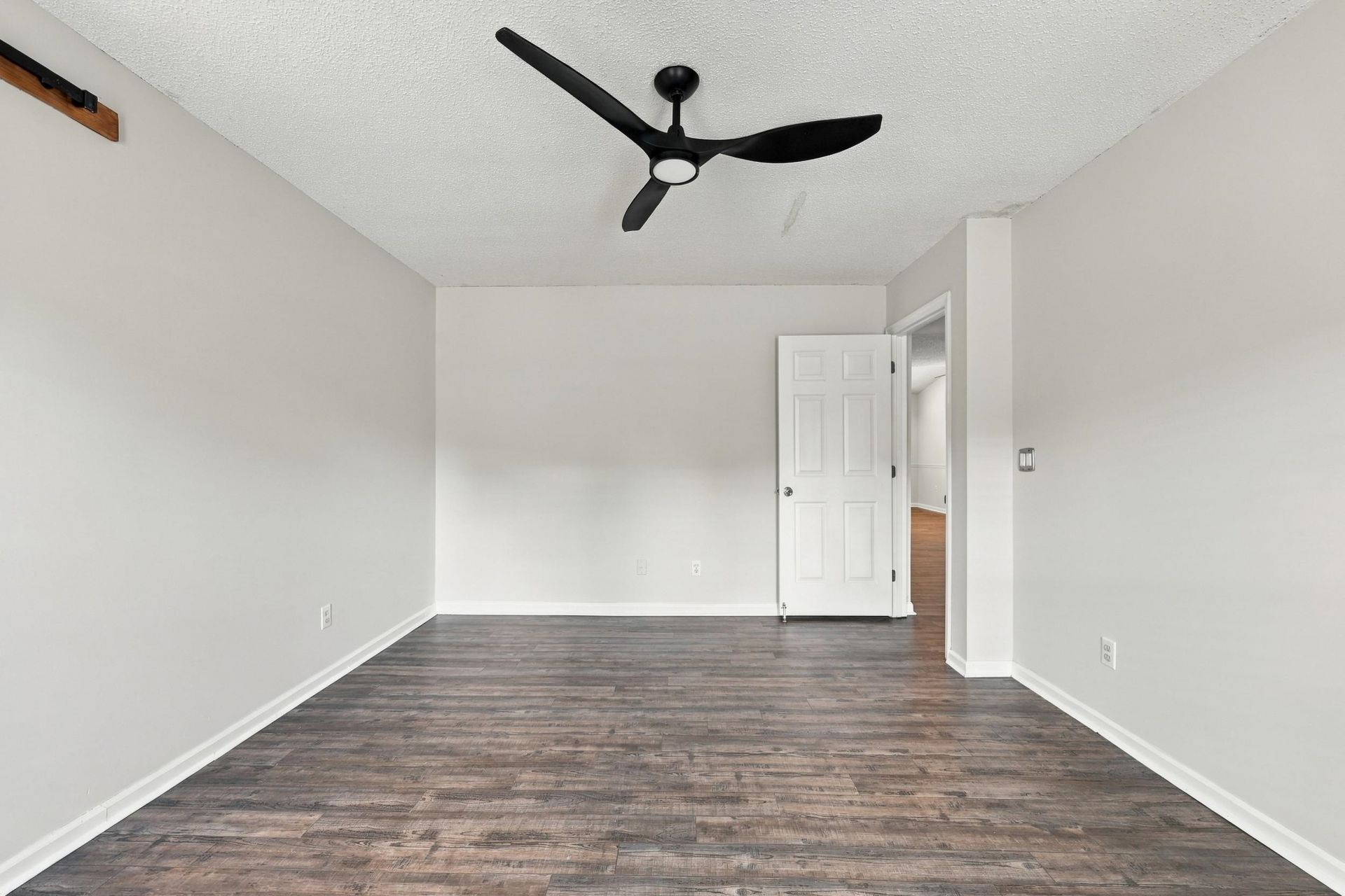249 Robin Hood Circle Photo 15
