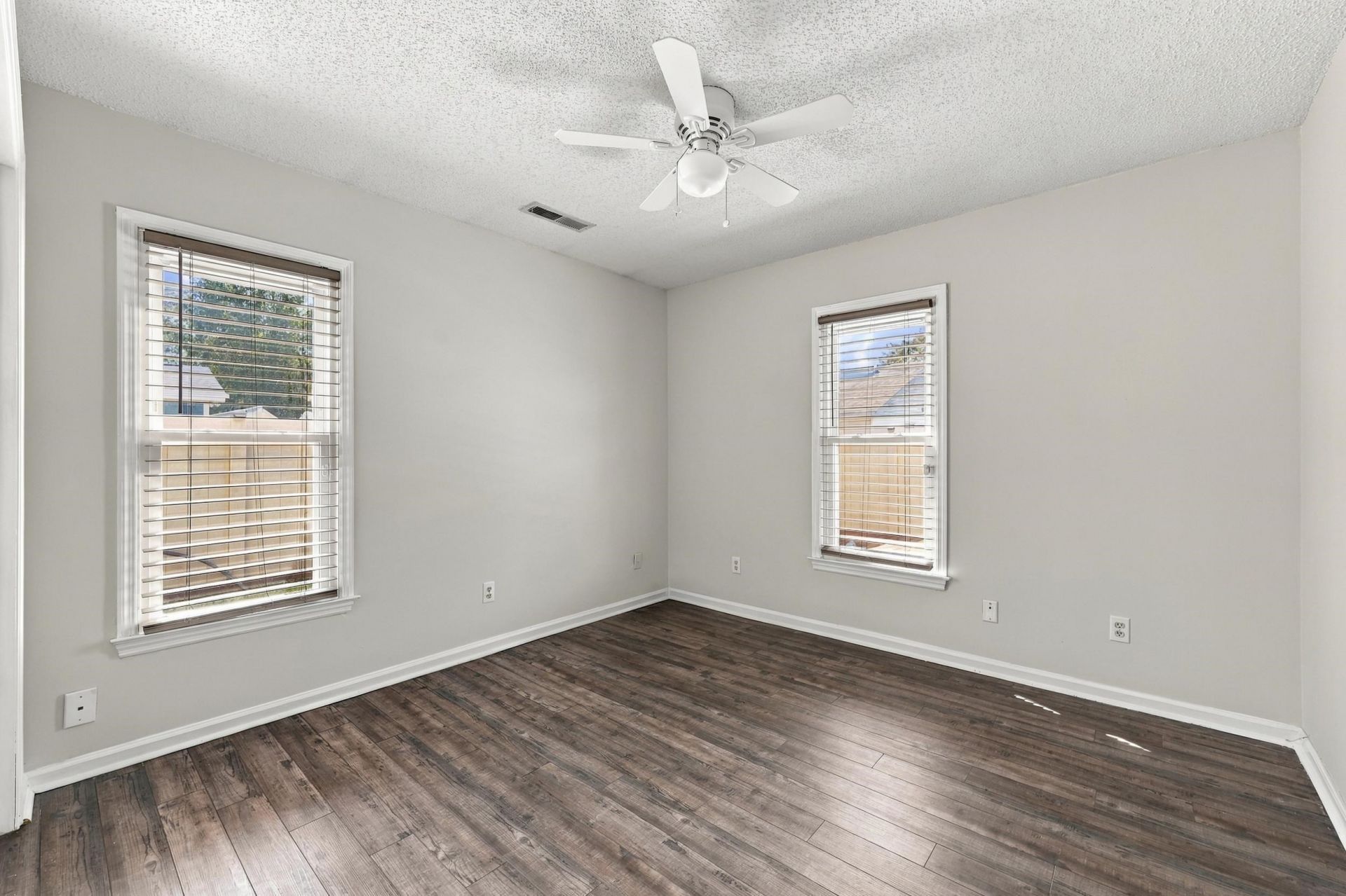 249 Robin Hood Circle Photo 7