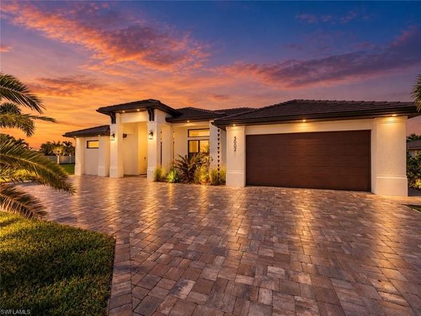5002 Agualinda BLVD, CAPE CORAL, FL 33914