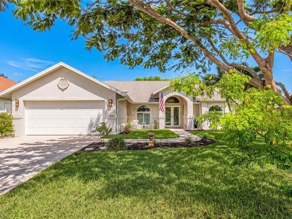 590 Lambton LN, NAPLES, FL 34104