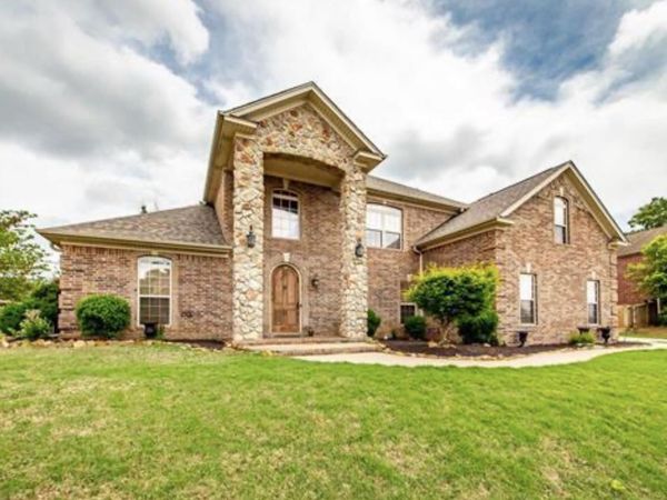 1916 Oakbrook Drive , Sherwood, AR 72120
