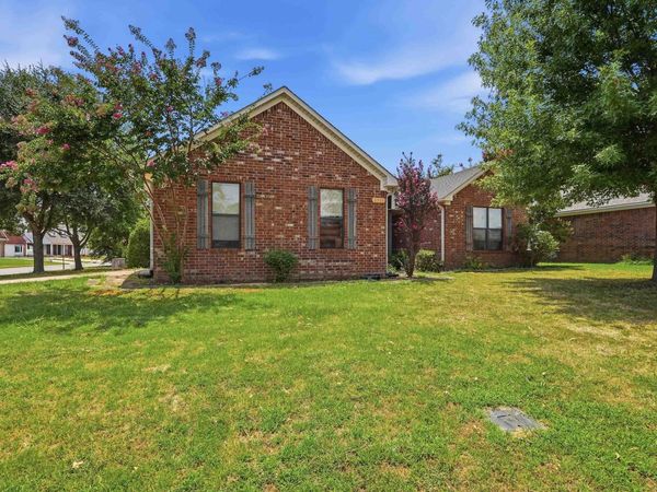2505 Gladiola, Conway, AR 72034