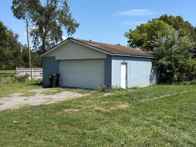 3210 V Avenue , Columbus, OH 43207 Photo 4