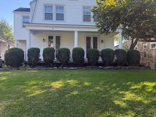 41 E Dunedin Road , Columbus, OH 43214