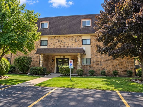 9165 North Road, Unit F, Palos Hills, IL 60465