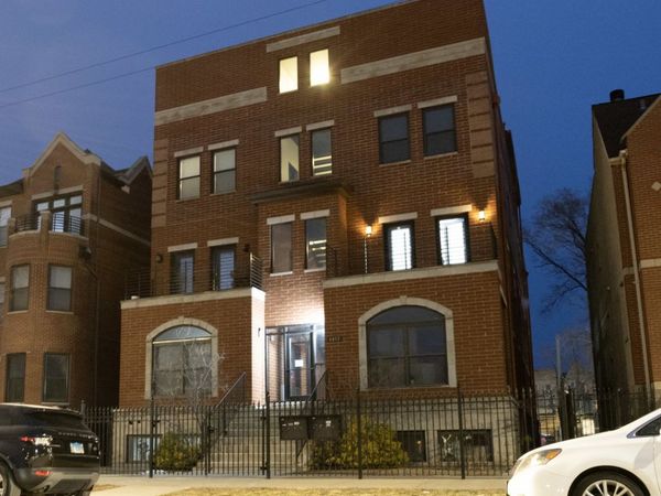 4453 S Lake Park Avenue , Unit 6, Chicago, IL 60653