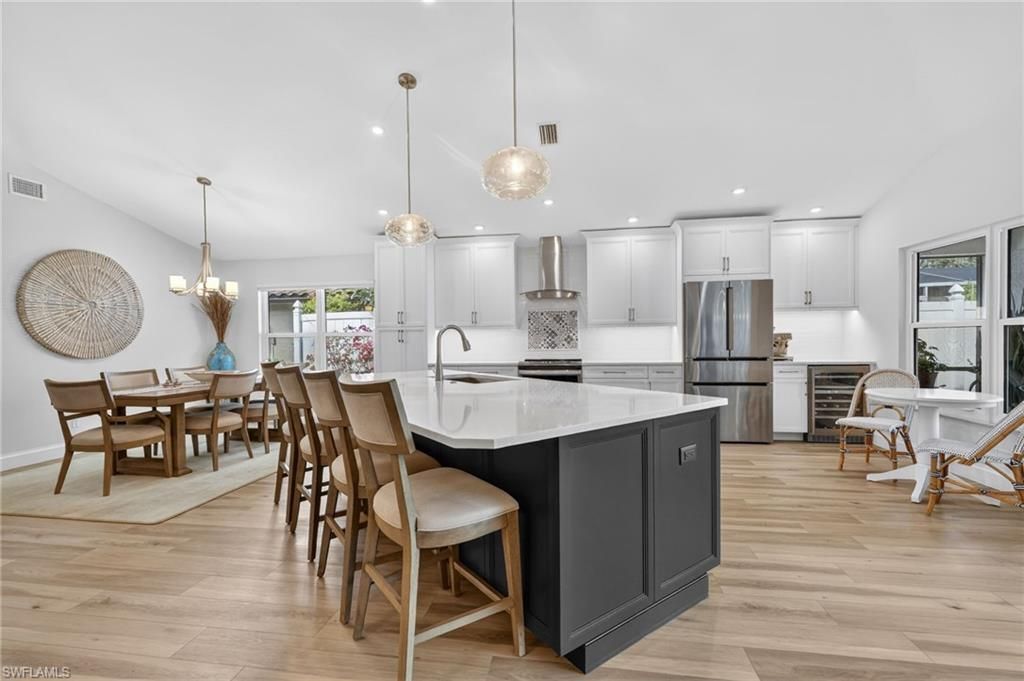 1523 Whispering Oaks Cir, Naples, FL 34110 Photo