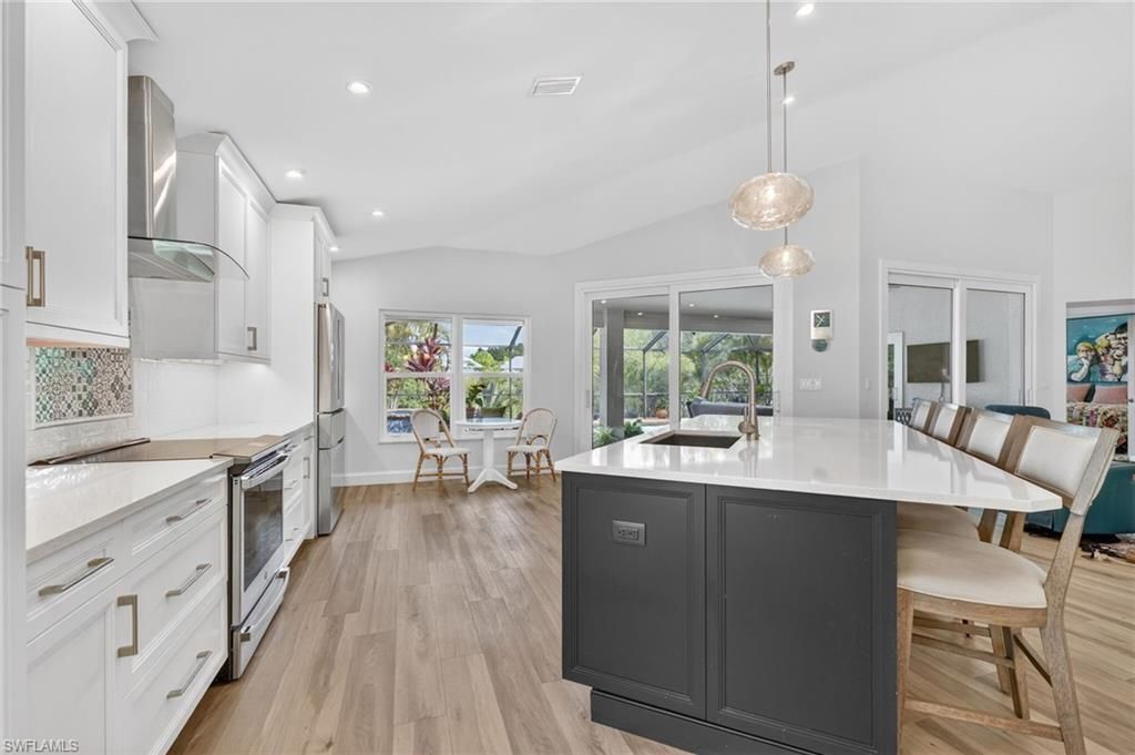 1523 Whispering Oaks Cir, Naples, FL 34110 Photo