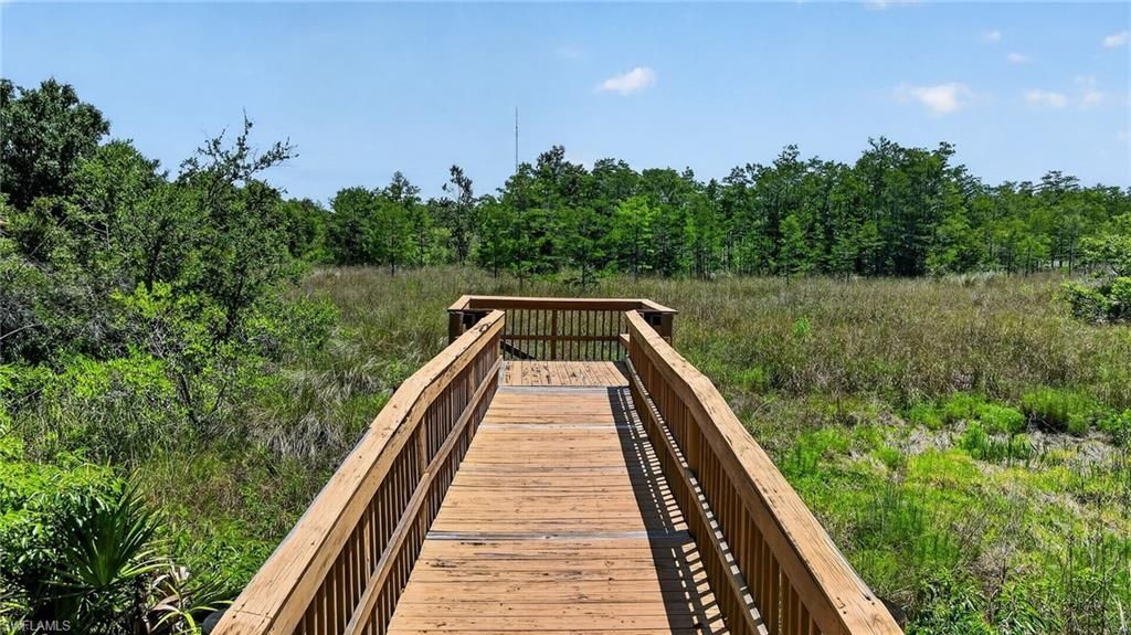 1523 Whispering Oaks Cir, Naples, FL 34110 Photo
