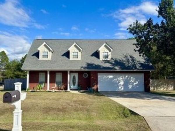 2 Alysha Ln., Petal, MS 39465