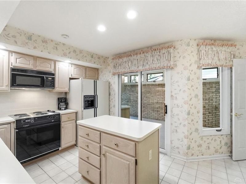 691 Doe Crossing, Centerville, OH 45459 Photo 12