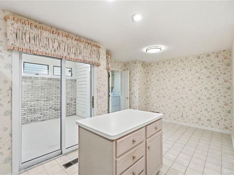 691 Doe Crossing, Centerville, OH 45459 Photo 16