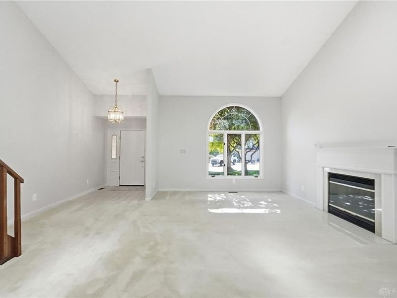 691 Doe Crossing, Centerville, OH 45459 Photo 4