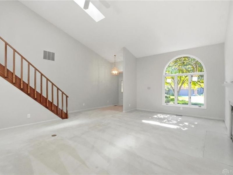 691 Doe Crossing, Centerville, OH 45459 Photo 5