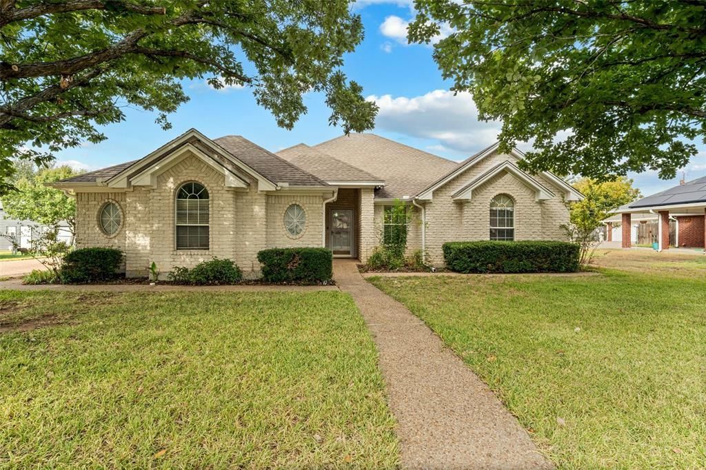 531 Karen Drive, Robinson, TX 76706 Main Photo
