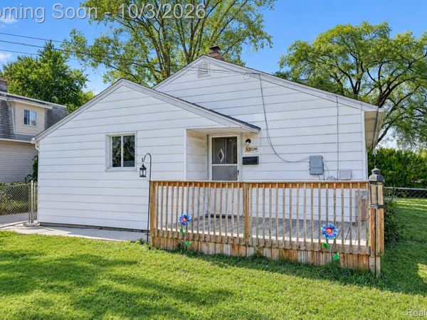 32004 Cheboygan Court, Westland, Mi 48186