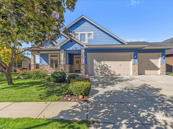 4897 N Red Hills, Meridian, ID 83642