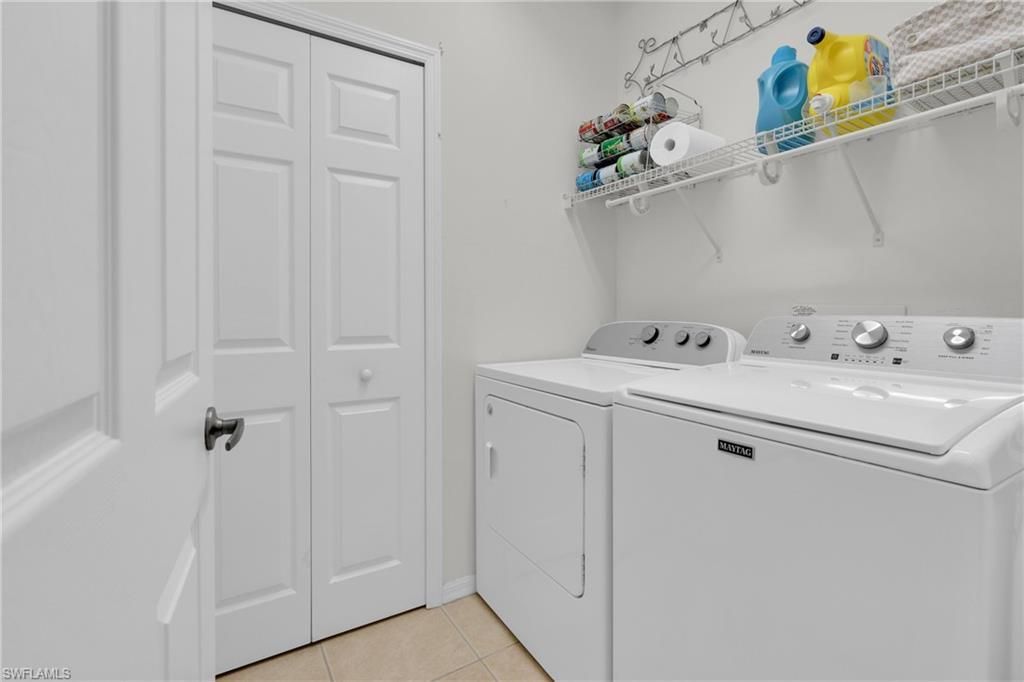 2280 Somerset Ridge Dr , Unit 201, Lehigh Acres, FL 33973 Photo