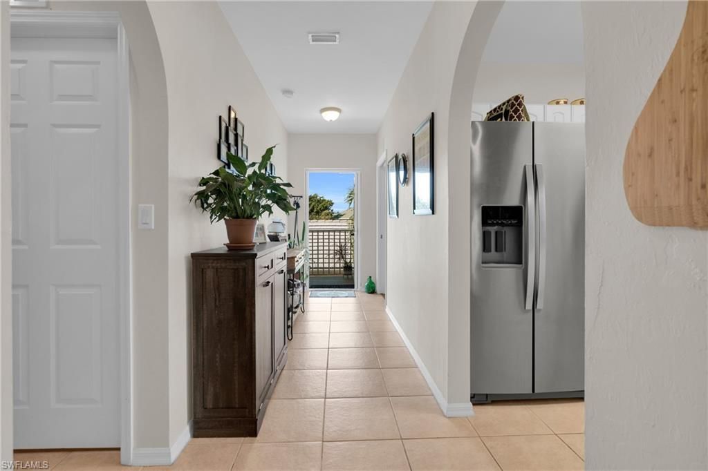 2280 Somerset Ridge Dr , Unit 201, Lehigh Acres, FL 33973 Photo