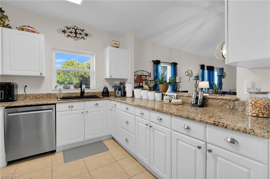 2280 Somerset Ridge Dr , Unit 201, Lehigh Acres, FL 33973 Photo