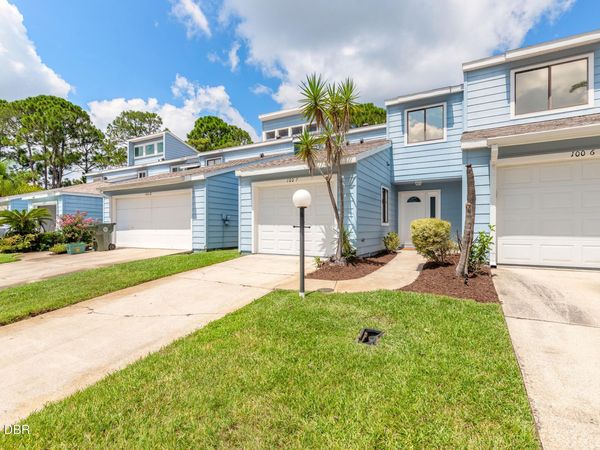 100 Kingbird Circle, Unit 7, Daytona Beach, FL 32119