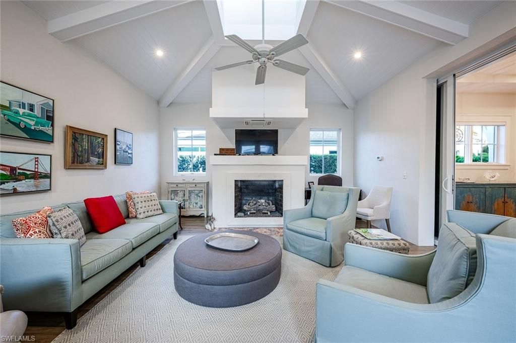 241 7th Ave N, Naples, FL 34102 Photo