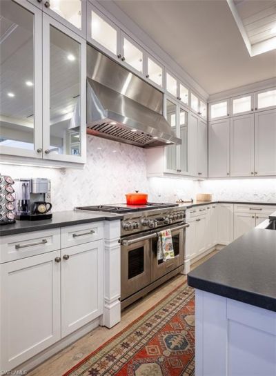 241 7th Ave N, Naples, FL 34102 Photo