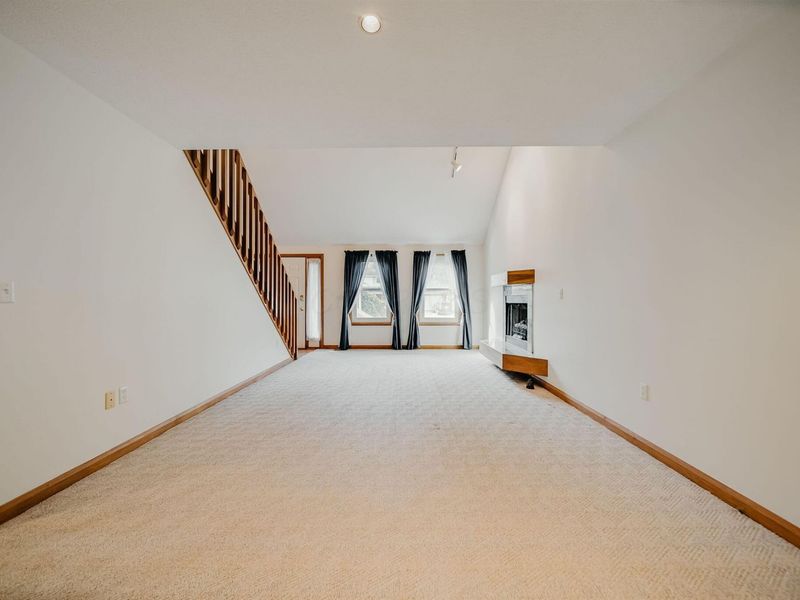 234 Devon Road, Delaware, OH 43015 Photo 9