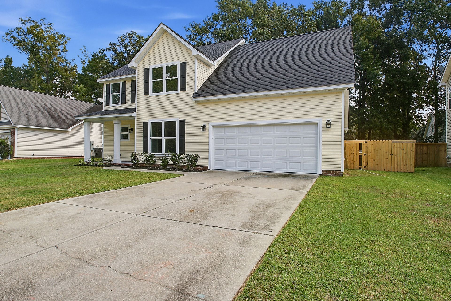 157 Hainsworth Drive Photo 4