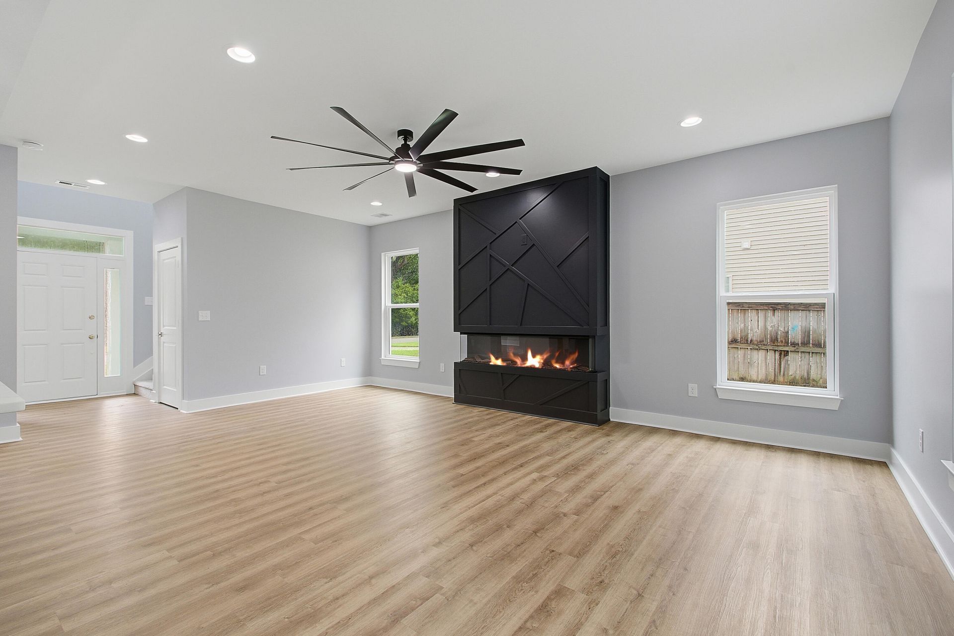157 Hainsworth Drive Photo 8