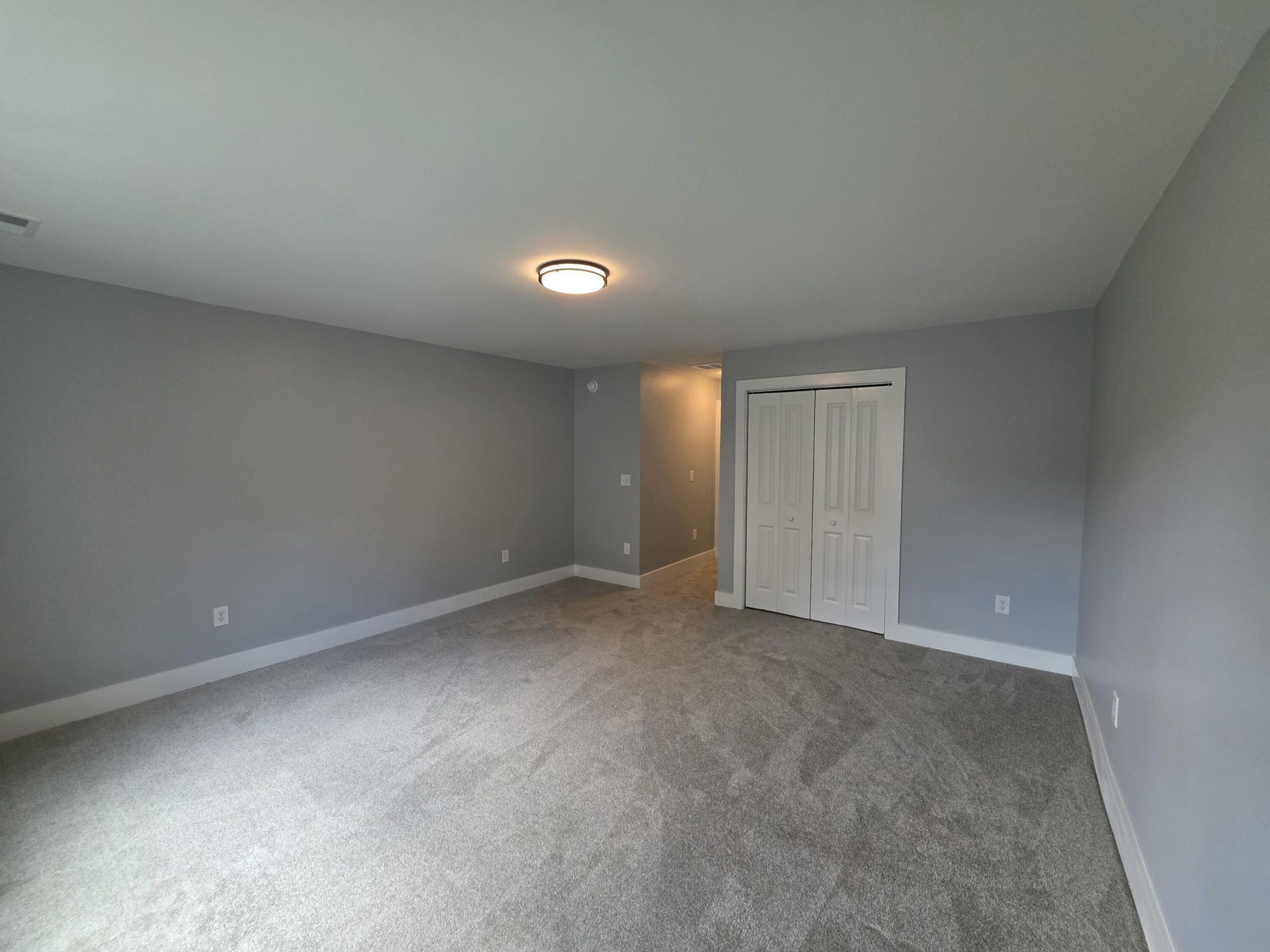 157 Hainsworth Drive Photo 9