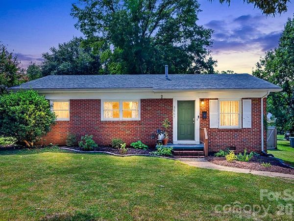 3857 Whitehall Drive , Charlotte, NC 28208