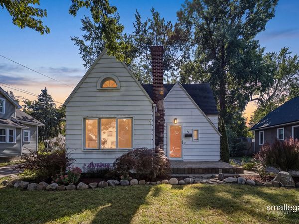 52 Freedom Street SE, Wyoming, MI 49548