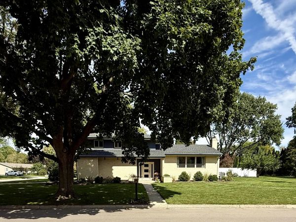 409 Winnebago Drive, Janesville, WI 53545
